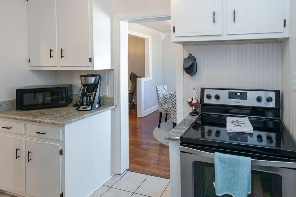 Peaceful Home In Downtown Huntsville With Nice Back Patio! Esterno foto